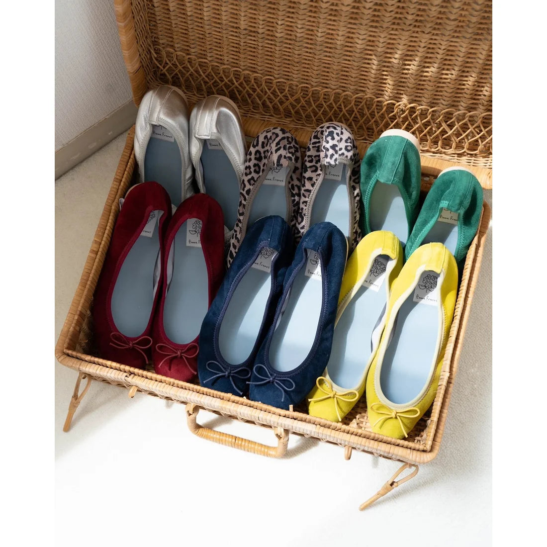 日本製【珍珠色調防水】Emma Francis圓頭平底芭蕾舞鞋(02b-L M162)(Silver leather suede)（シルバー レザースエード）