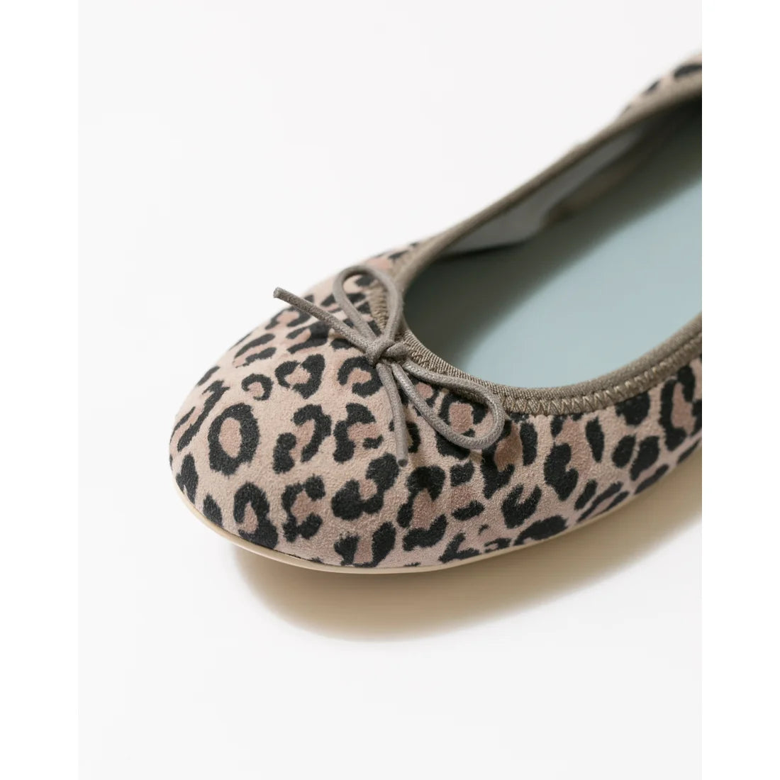 日本製【珍珠色調防水】Emma Francis圓頭平底芭蕾舞鞋(02b-L S334)(Leopard print leather suede)（レオパード柄 レザースエード）