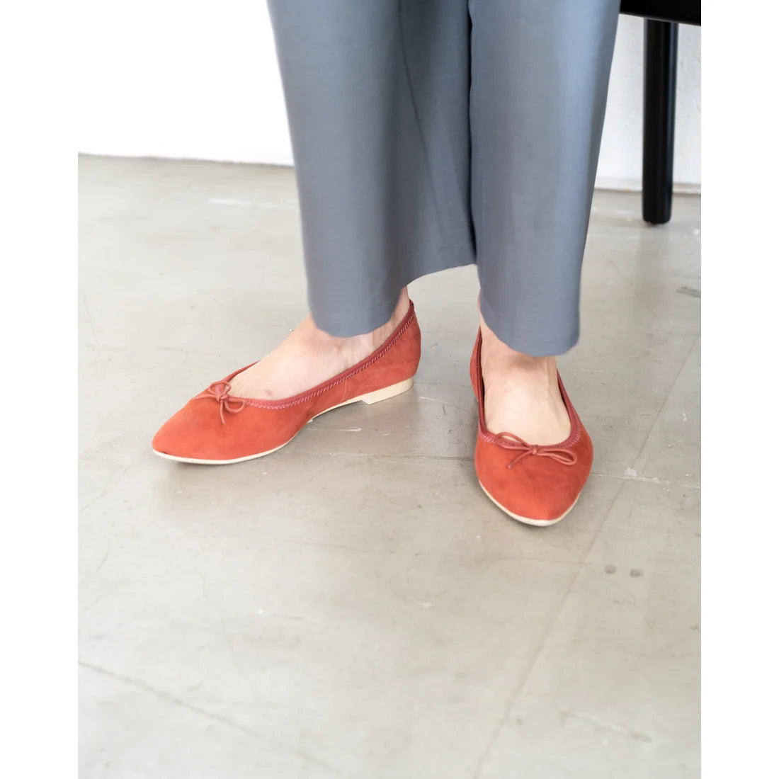 日本製【珍珠色調防水】Emma Francis尖頭平底芭蕾舞鞋(01b-L S129)(orange leather suede)（オレンジ レザースエード）