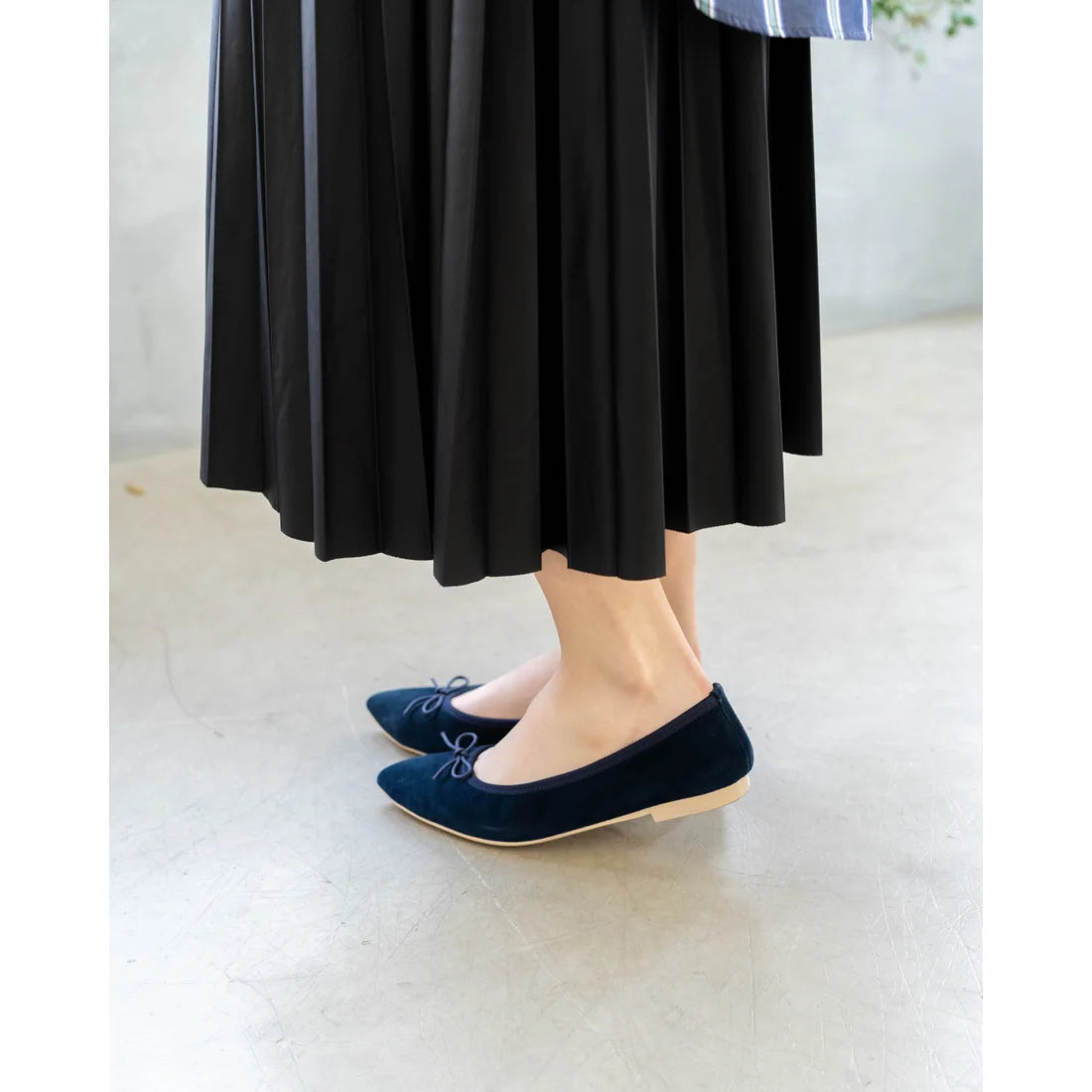 日本製【珍珠色調防水】Emma Francis尖頭平底芭蕾舞鞋(01b-L S117)(Navy leather suede)（ネイビー レザースエード）