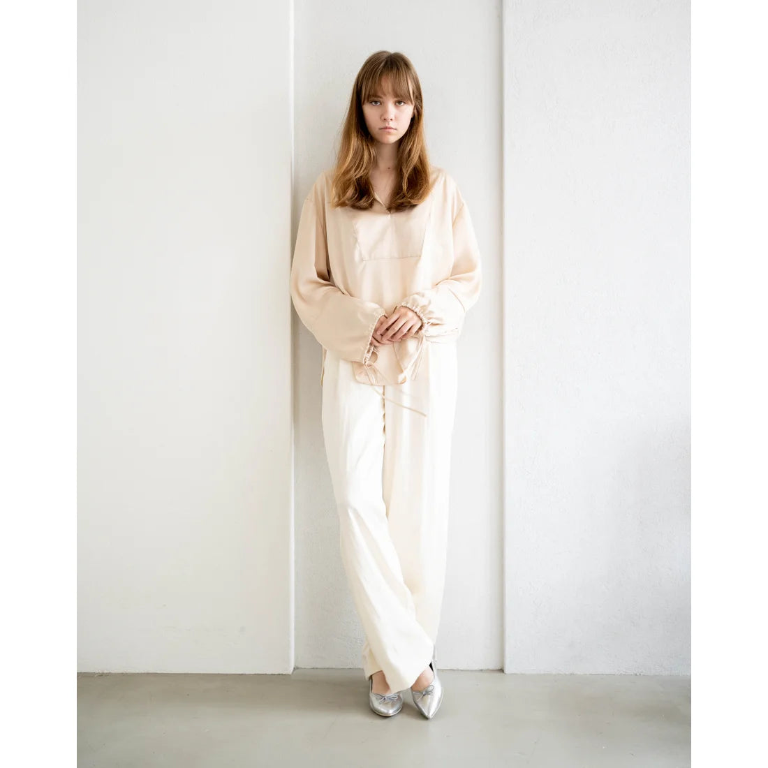 日本製【珍珠色調防水】Emma Francis尖頭平底芭蕾舞鞋 (01b-L M162) (Silver leather suede)（シルバー レザースエード）