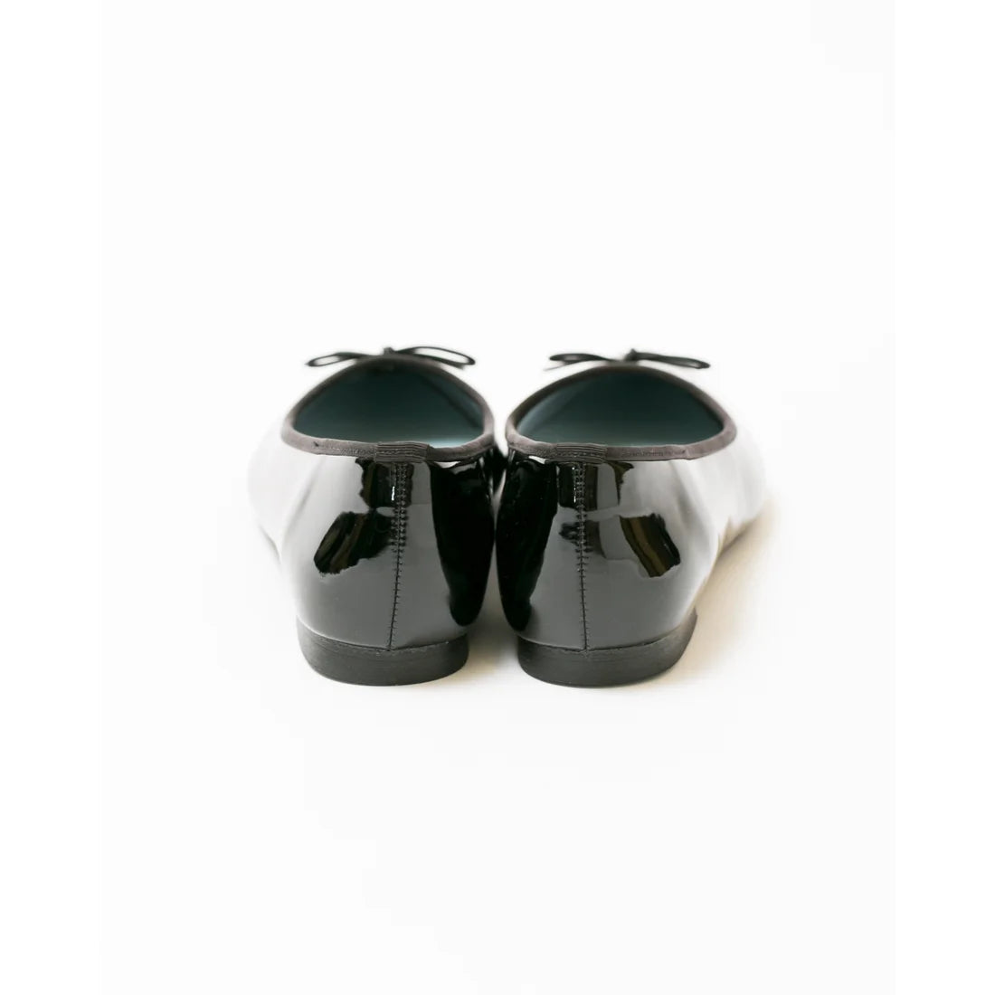 日本製【晴雨兼容】Emma Francis尖頭平底芭蕾舞晴雨鞋(01a-E 101)(Black Enamel)（ブラック エナメル）