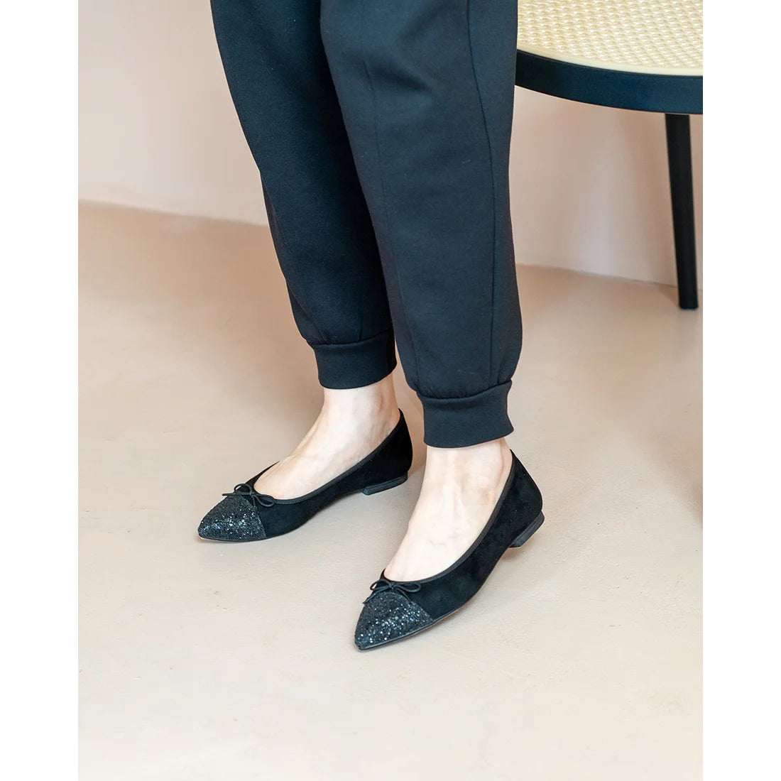 日本製 Emma Francis 絨面革尖頭平底芭蕾舞鞋 (01l-S 101)(Black suede)（ブラック スエード）