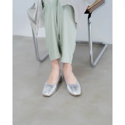 日本製【蘋果皮】【防水】 Emma Francis方頭平底芭蕾舞鞋( 03b-AP 162 )(Silver Apple Leather Smooth)（シルバー アップルレザースムース）