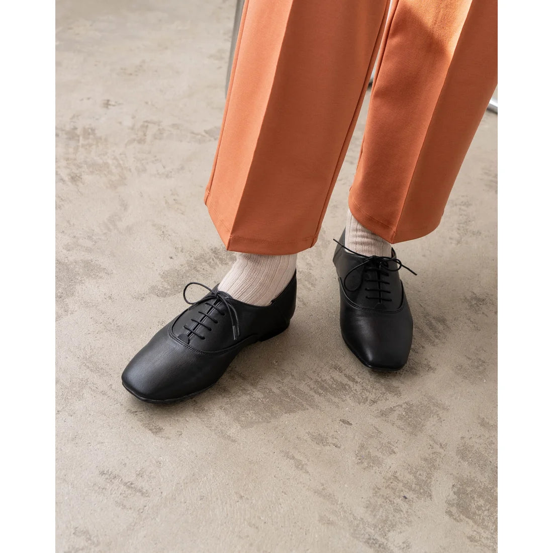 日本製 【蘋果皮】【防水】Emma Francis平底繫帶鞋（黑蘋果皮光滑）(03d-AP 101)(black apple leather smooth)(ブラック アップルレザースムース）