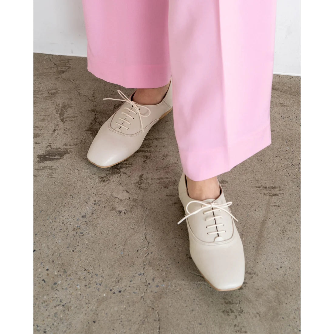 日本製 【蘋果皮】【防水】Emma Francis平底繫帶鞋（象牙蘋果皮光滑）(03d-AP 177)(ivory apple leather smooth)(アイボリー アップルレザースムース）