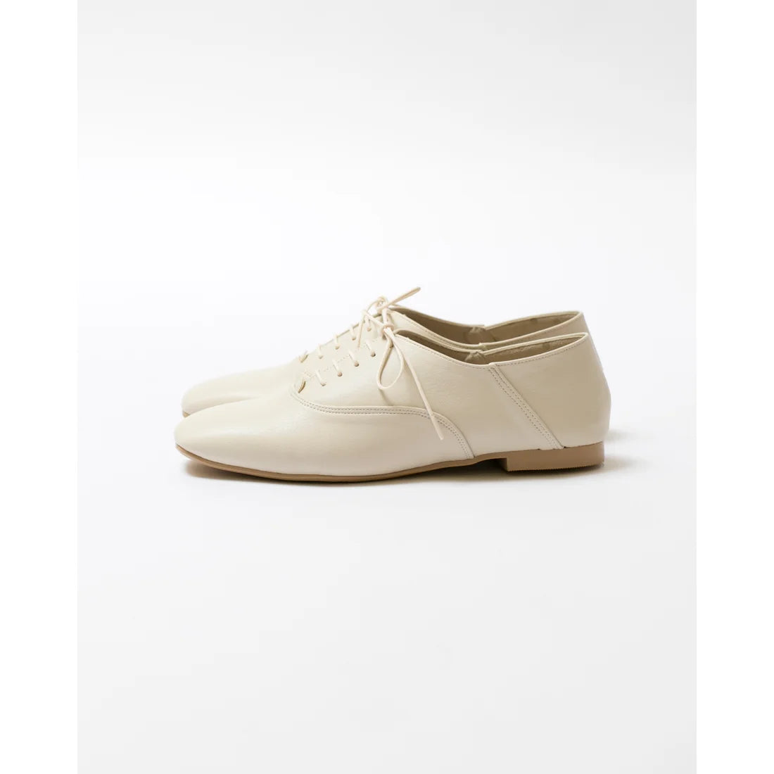 日本製 【蘋果皮】【防水】Emma Francis平底繫帶鞋（象牙蘋果皮光滑）(03d-AP 177)(ivory apple leather smooth)(アイボリー アップルレザースムース）