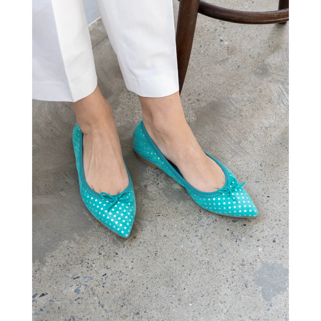 日本製【珍珠色調防水】Emma Francis平底芭蕾舞鞋 (01b-L S341) (green polka dot leather suede)（グリーン ドット柄 レザースエード）