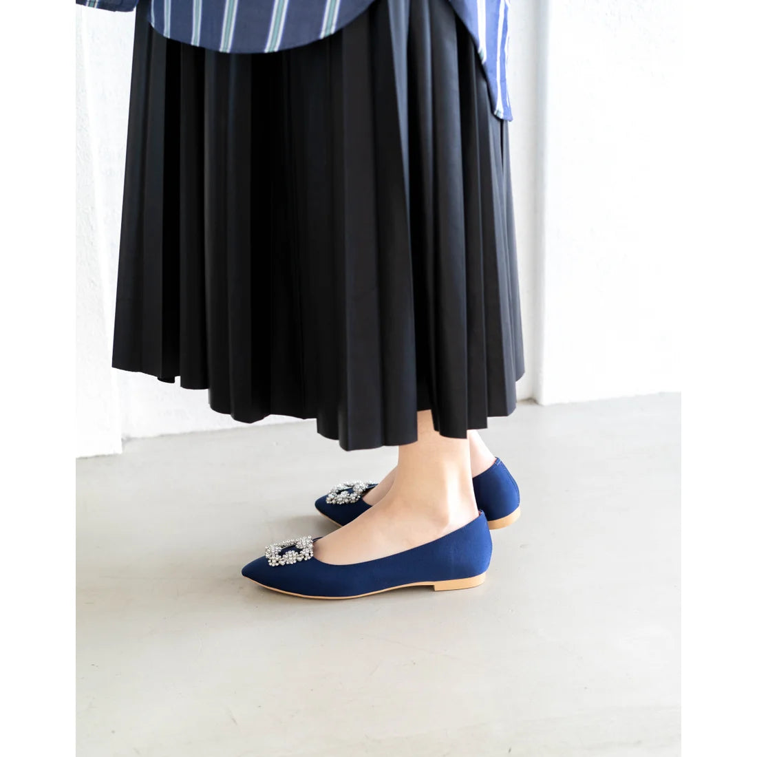 日本製 Emma Francis 平底珠寶搭扣高跟鞋(01t-ST 117)(Navy Satin)(ネイビー サテン）