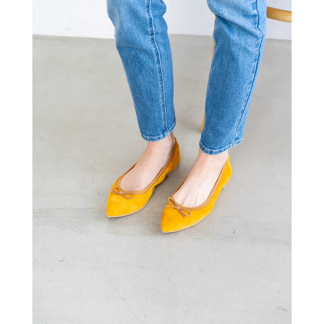 日本製【珍珠色調防水】Emma Francis尖頭平底芭蕾舞鞋(01b-L 132)(Mustard leather suede)（マスタード レザースエード）