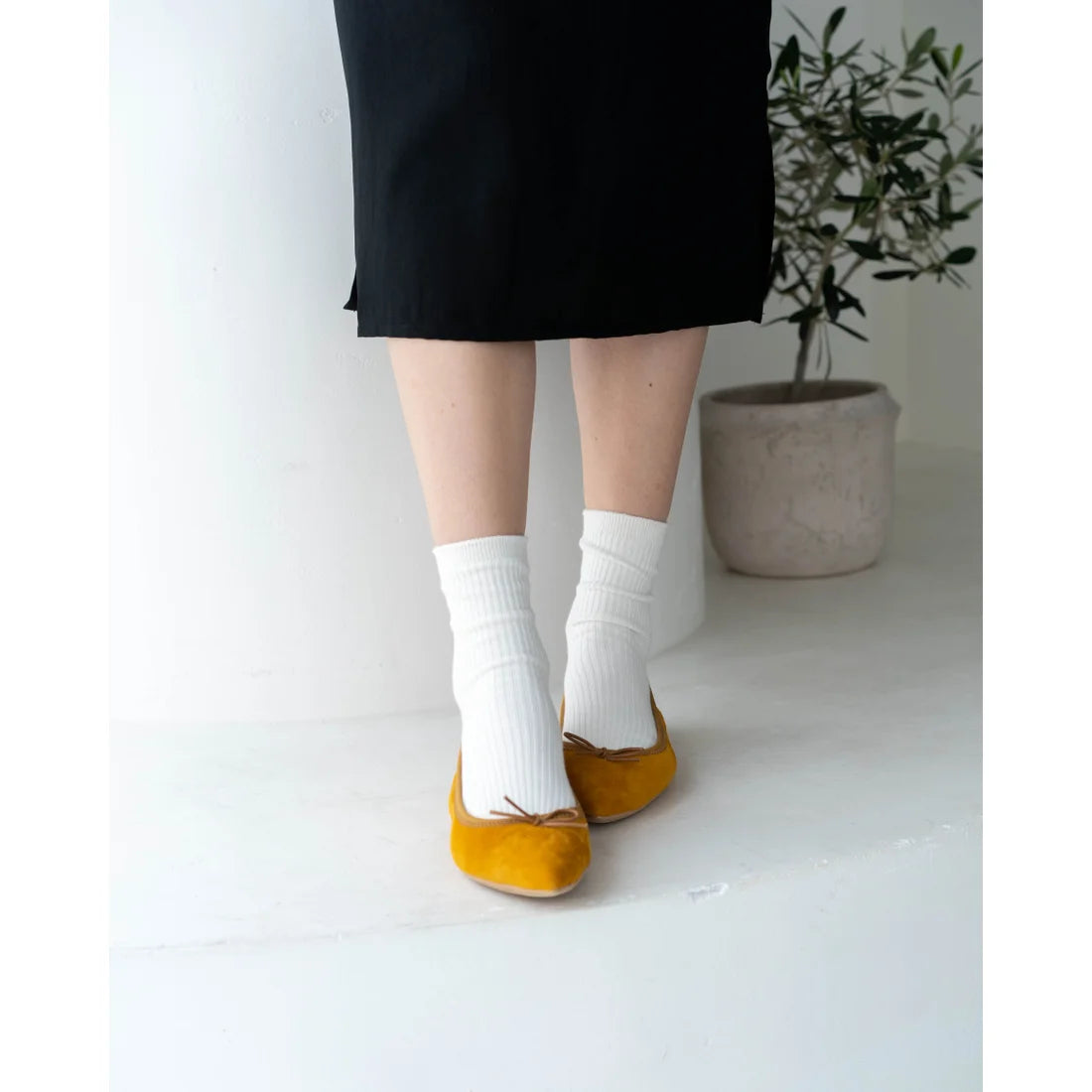 日本製【珍珠色調防水】Emma Francis尖頭平底芭蕾舞鞋(01b-L 132)(Mustard leather suede)（マスタード レザースエード）