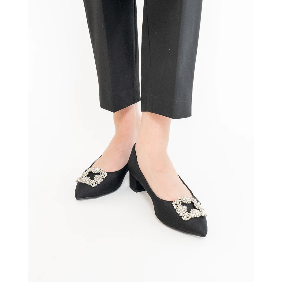 日本製 Emma Francis 尖頭3cm跟珠寶搭扣高跟鞋(3002b-ST 101)(Black satin)（ブラック サテン）