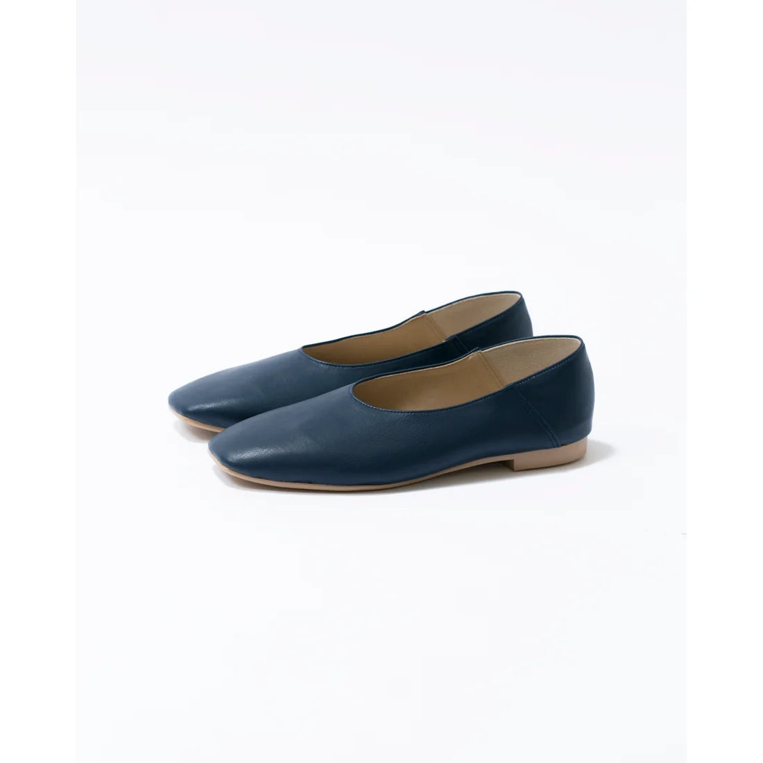 日本製 [蘋果皮][防水]Emma Francis 方頭U型平底鞋(03f-AP 117)(Navy apple leather)（ネイビー アップルレザー）