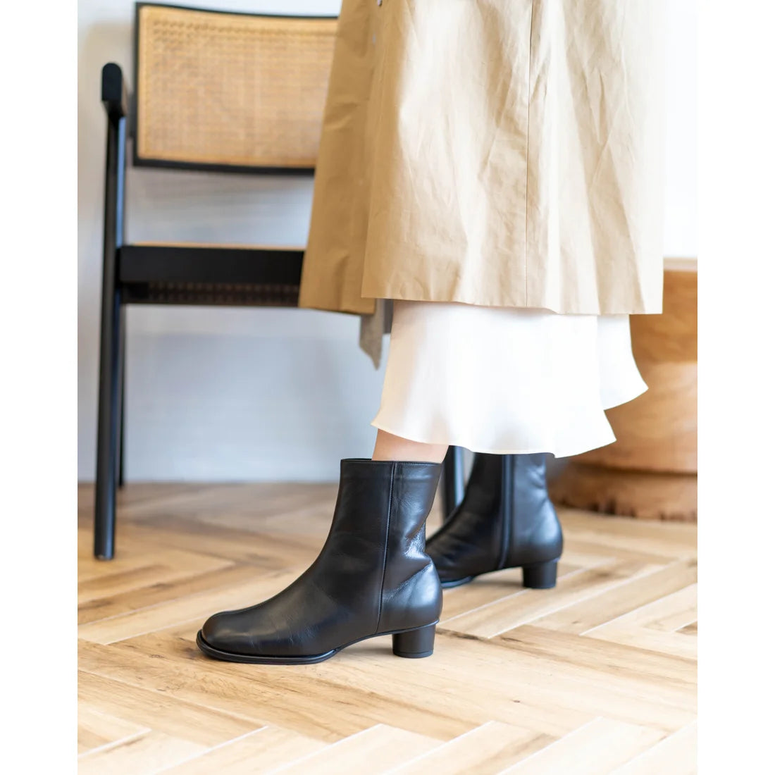 日本製【防水】Emma Francis 素面高跟靴 (9014a-L 101)(Black leather)（ブラック レザー）