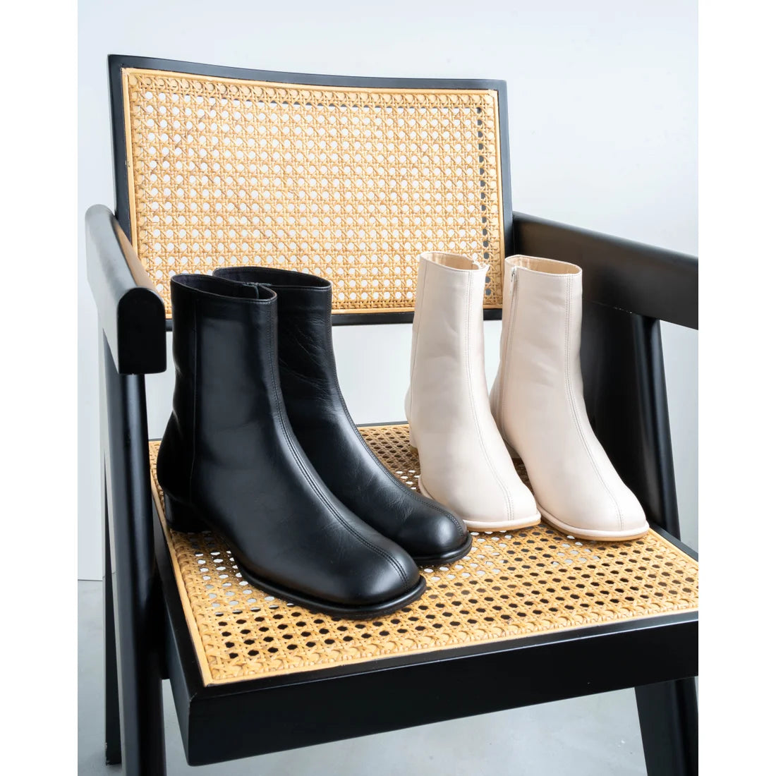 日本製【防水】Emma Francis 素面高跟靴 (9014a-L 101)(Black leather)（ブラック レザー）