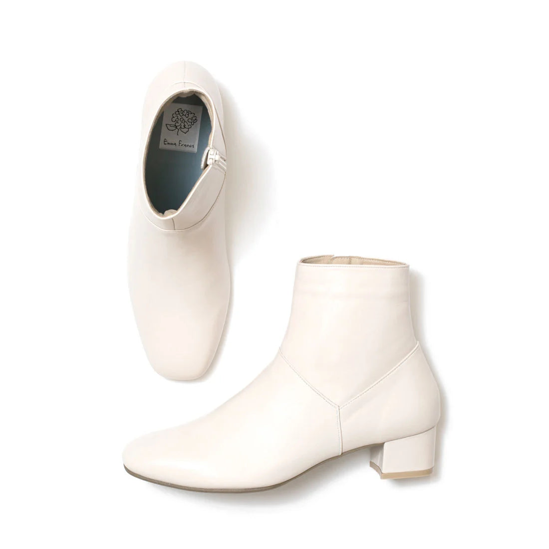 日本製【防水】Emma Francis 4cm素面高跟短靴 (9009a-L 177)(Ivory leather)（アイボリー レザー）的副本