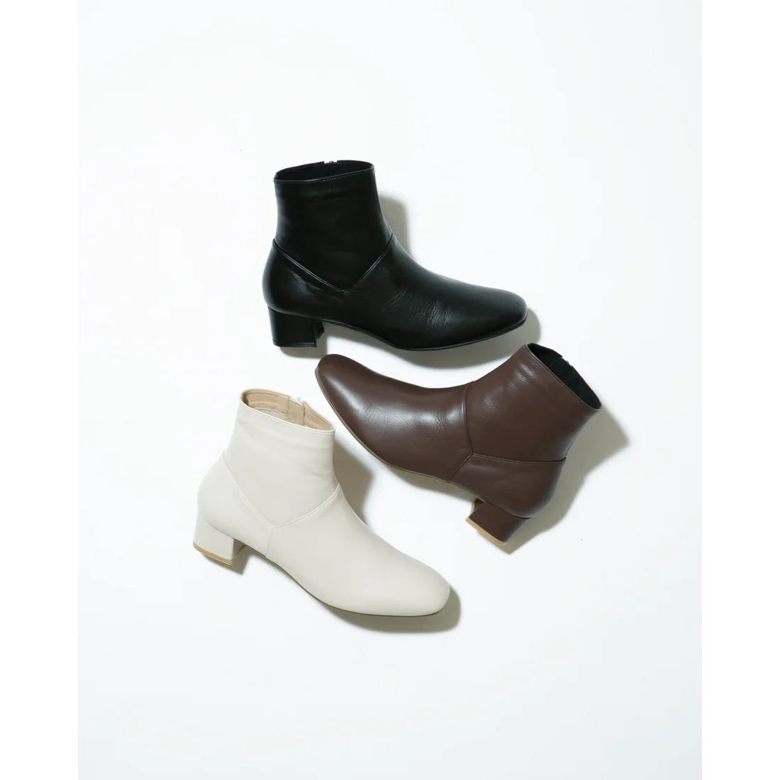 日本製【防水】Emma Francis 4cm素面高跟短靴 (9009a-L 101)(Black leather)（ブラック レザー）