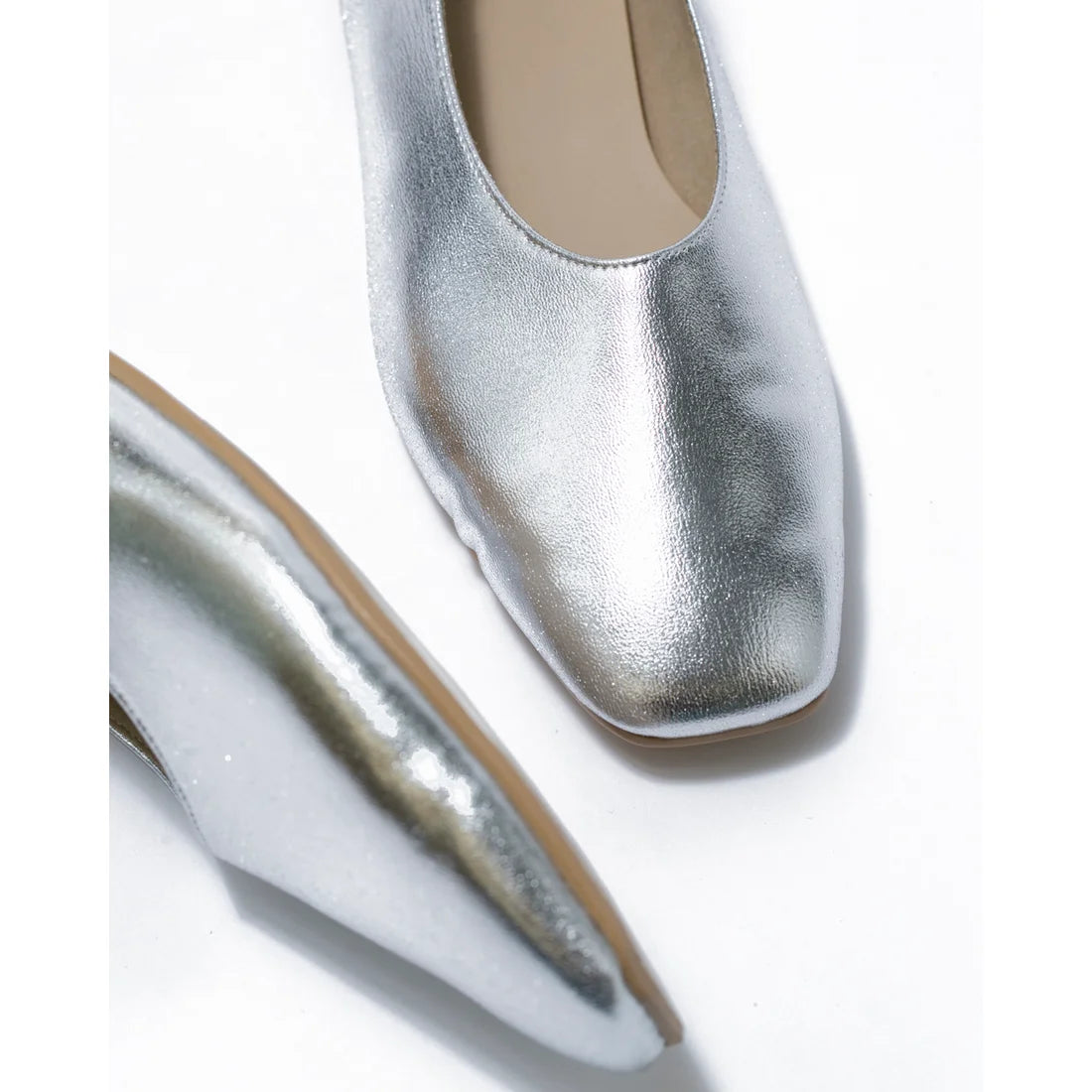 日本製 [蘋果皮][防水]Emma Francis 方頭U型平底鞋(03f-AP 162)(Silver apple leather)（シルバー アップルレザー）