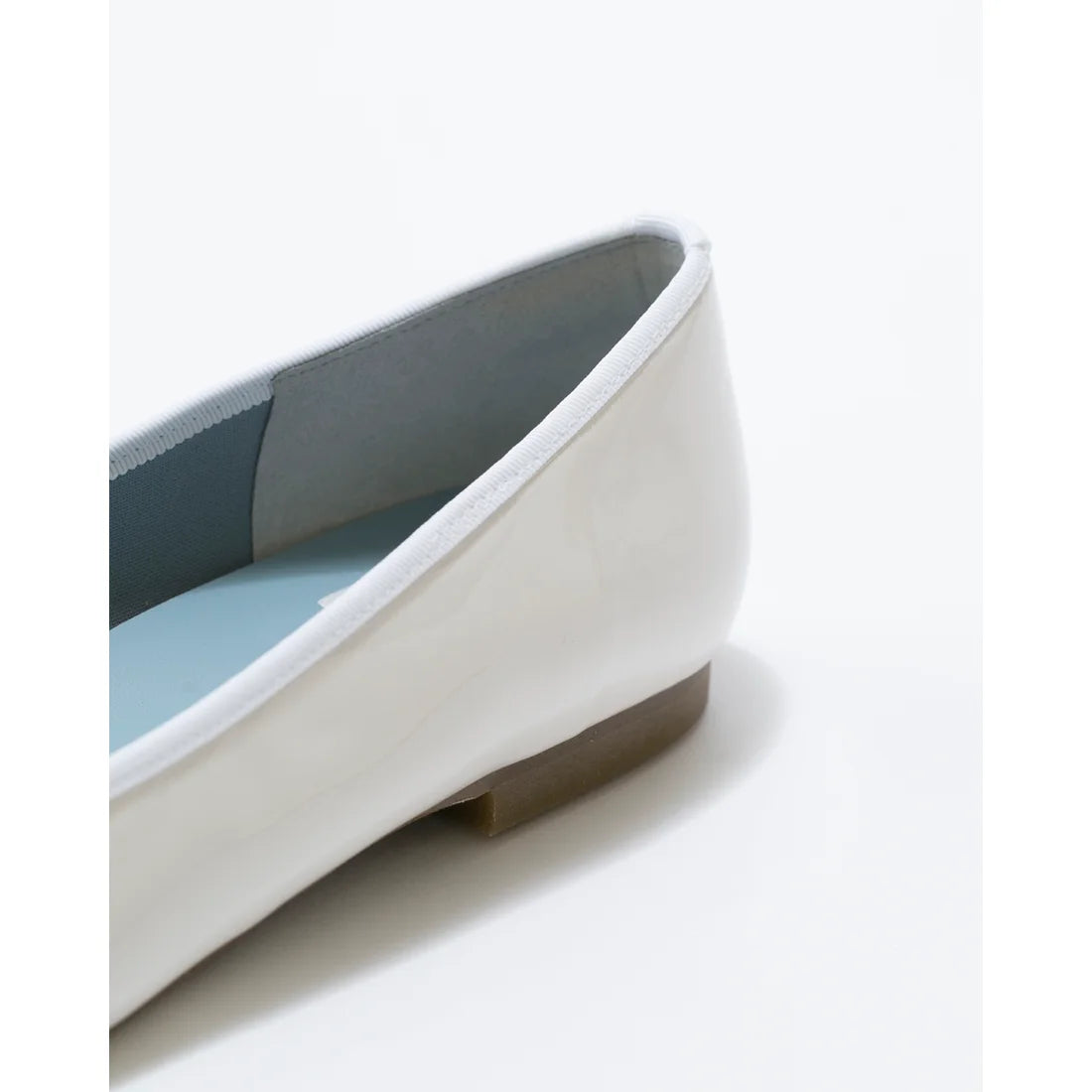 日本製【晴雨兼容】Emma Francis尖頭平底芭蕾舞晴雨鞋(01a-E 159)(White enamel)（ホワイト エナメル）