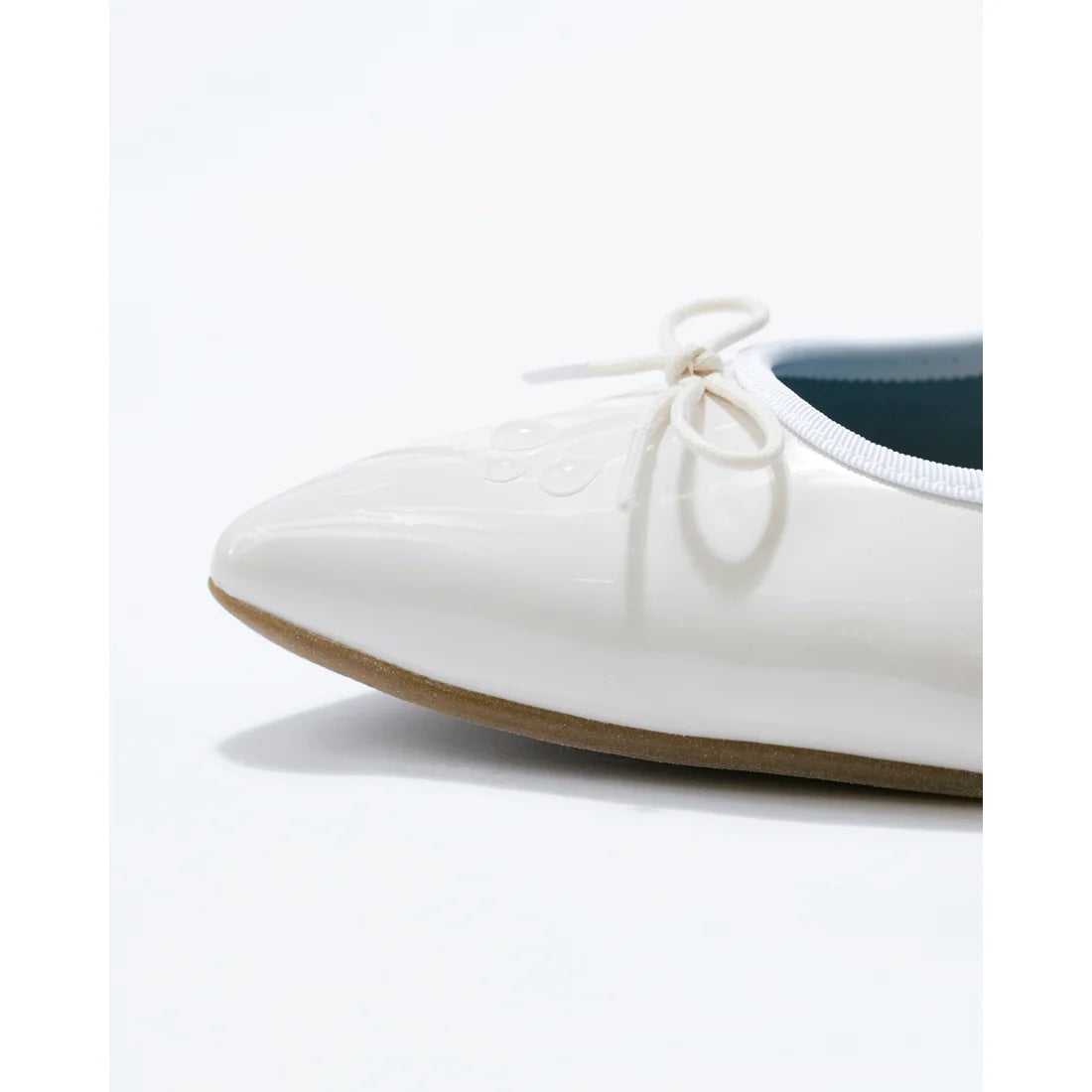日本製【晴雨兼容】Emma Francis尖頭平底芭蕾舞晴雨鞋(01a-E 159)(White enamel)（ホワイト エナメル）