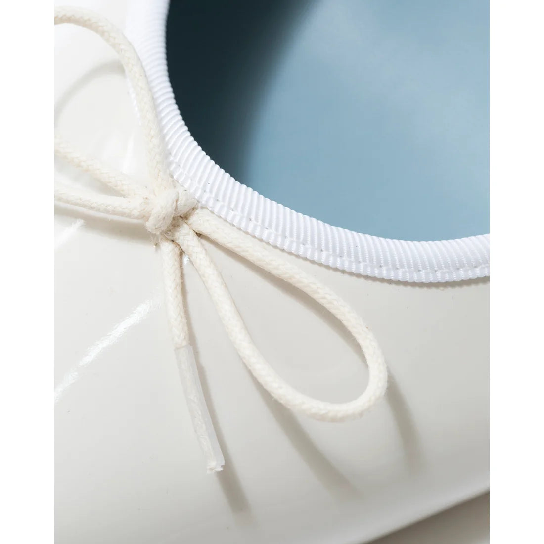 日本製【相容雨天】Emma Francis 尖頭3cm跟芭蕾舞鞋(3002a-E 159)(White enamel)（ホワイト エナメル）