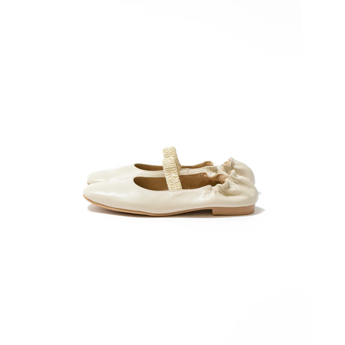 日本製預訂3星期【蘋果皮】【防水】Emma Francis 褶皺腰帶平底鞋 (03j-AP 177)(Ivory Apple Leather)（アイボリー アップルレザー）