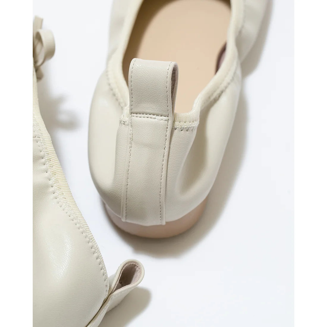 日本製【蘋果皮】【防水】Emma Francis 平底彈性芭蕾舞鞋 ( 03m-AP 177 )(Ivory apple leather)（アイボリー アップルレザー）
