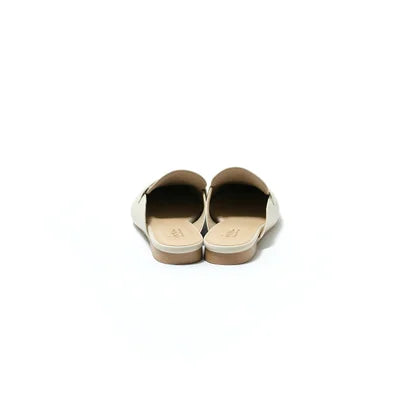日本製【蘋果皮】【防水】Emma Francis 樂福拖鞋式平底鞋 ( 03q-AP 177 )(Ivory apple leather)（アイボリー アップルレザー）