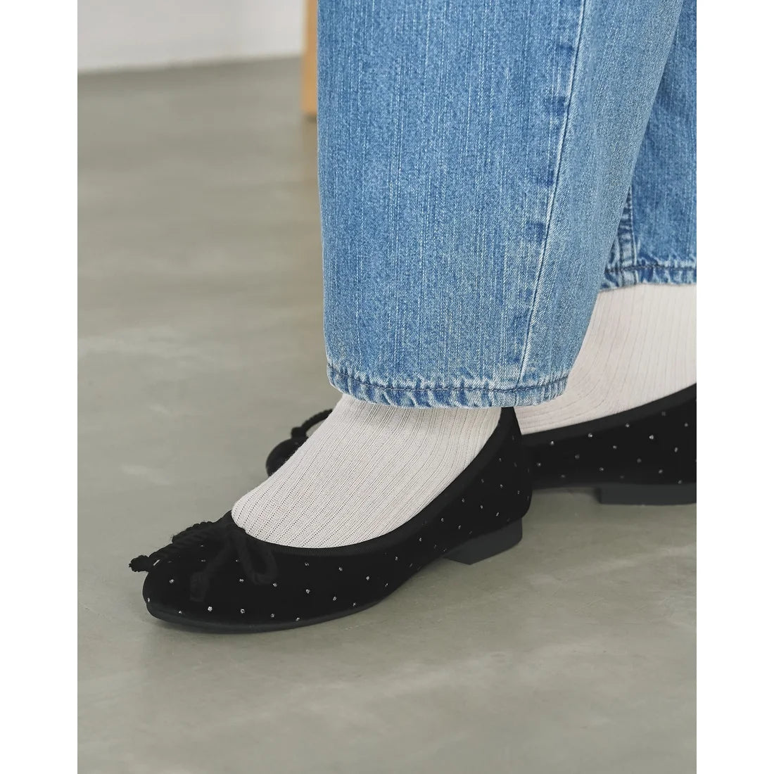 【新品預訂】日本製Emma Francis 圓點天鵝絨平底芭蕾舞鞋（黑色天鵝絨）(02a-V 101)BLK