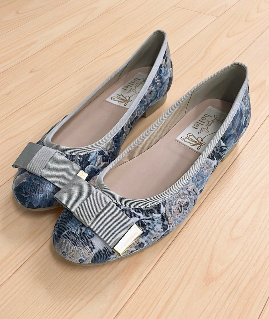 【香港限定】日本製 Launa lea 立體復古提花羅緞蝴蝶平底鞋 (BH1605A)(淺藍色 / L Blue)
