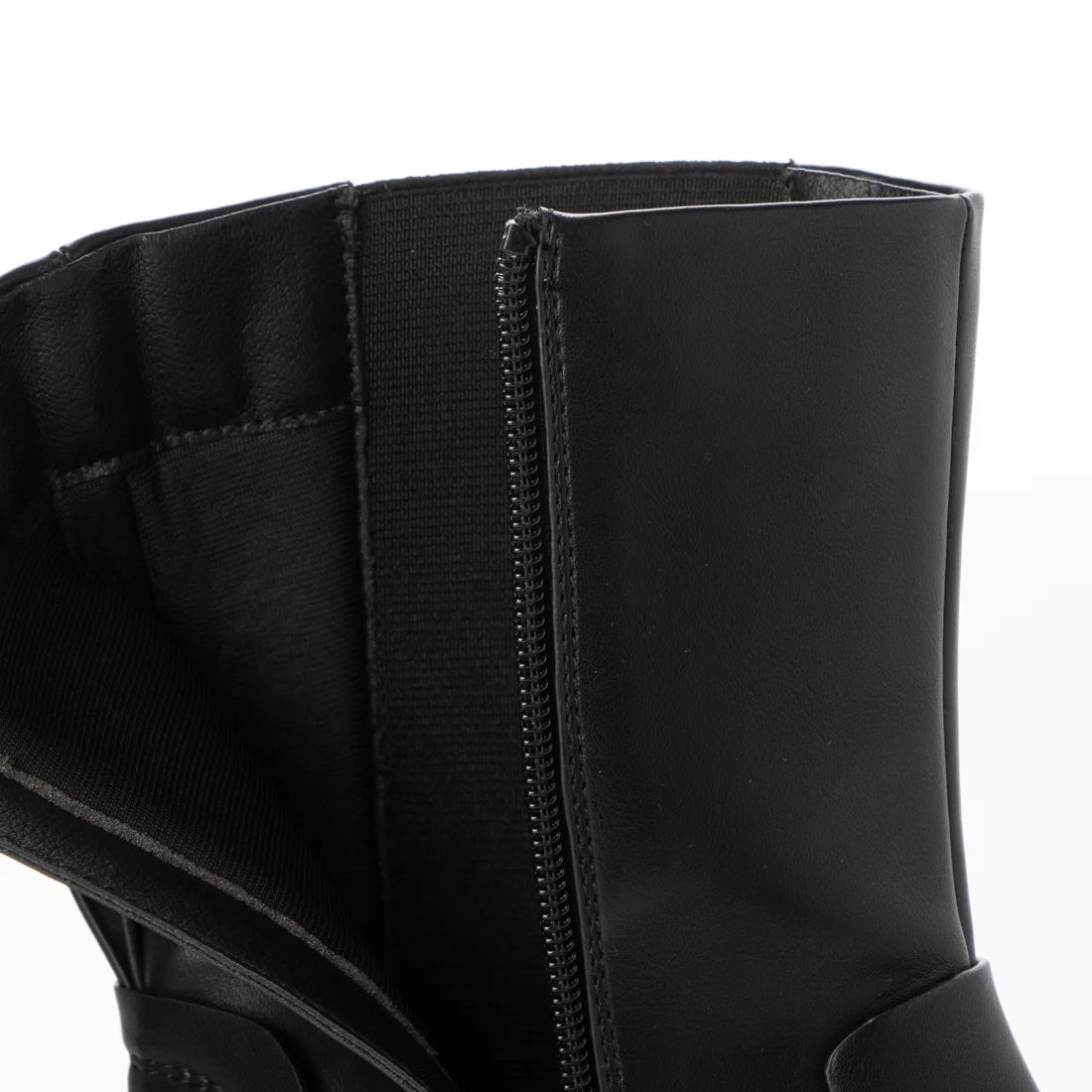 【新品預訂】日本 Lauf Oletta 4cm 輕質厚底側高短靴 (L156 Black)(黑色)