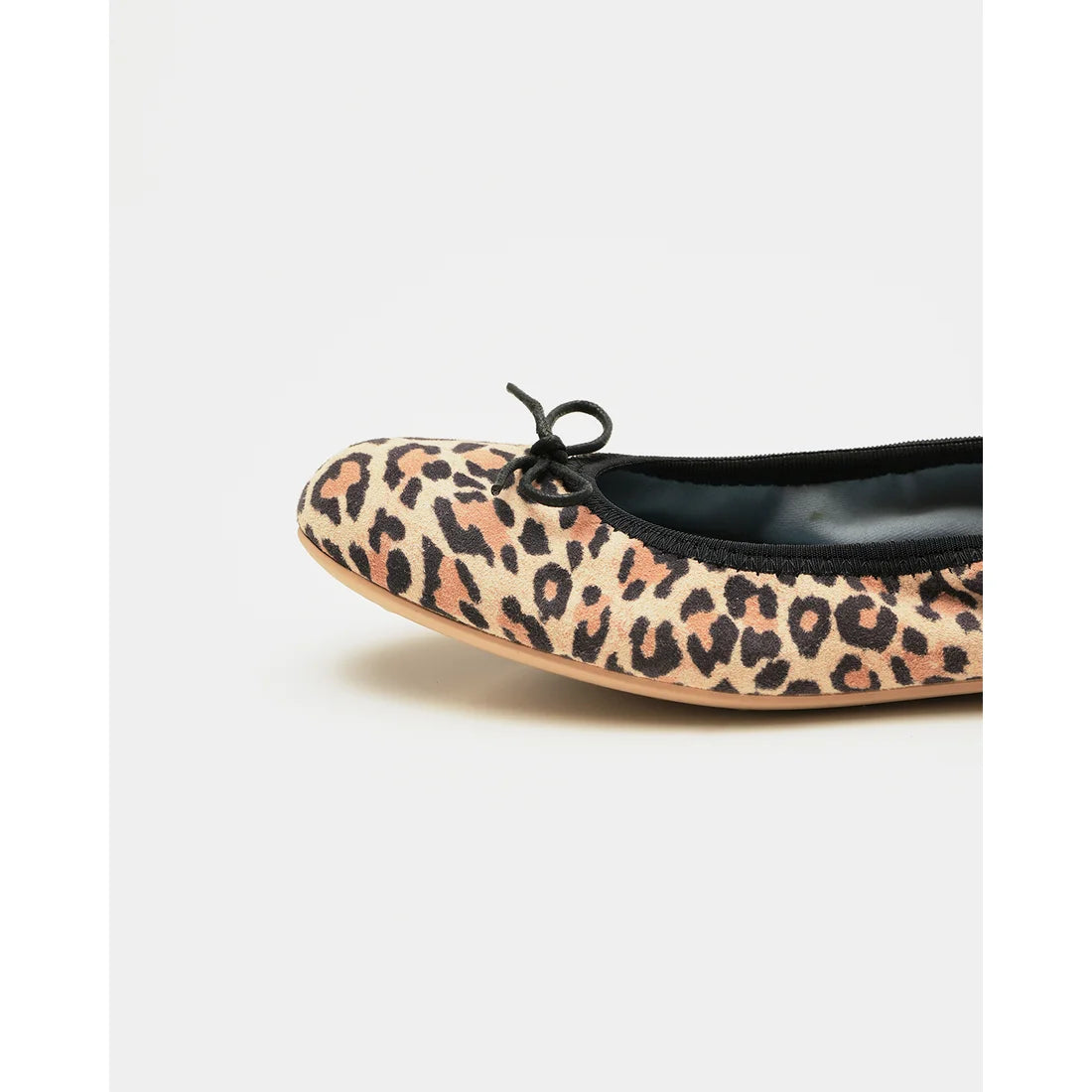 日本製【珍珠色調防水】Emma Francis 真皮 圓頭平底芭蕾舞鞋(02b-L S328)(Leopard pattern leather suede)（レオパード柄 レザースエード）