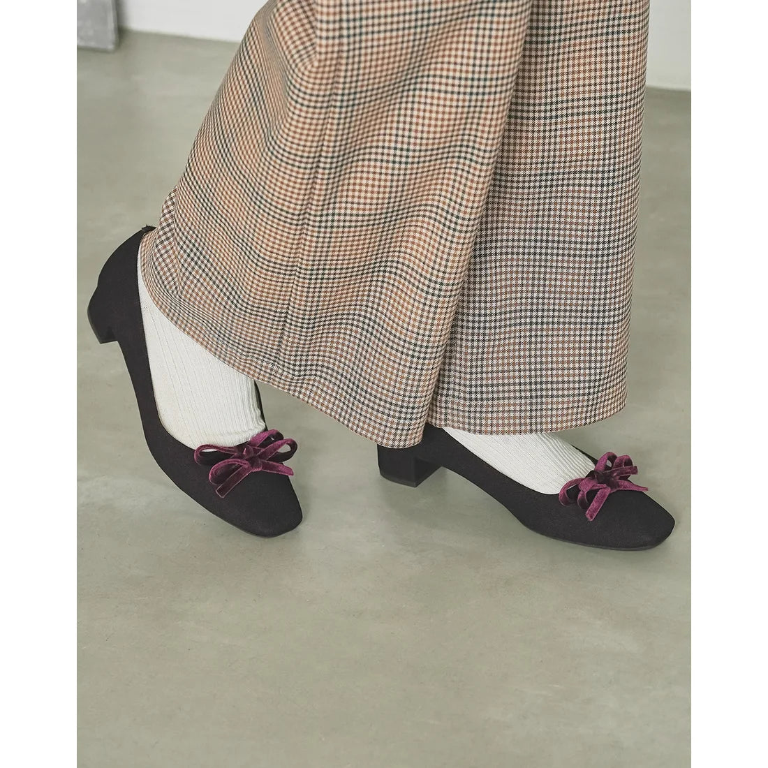 【新品】日本製Emma Francis   蝴蝶結3cm方頭高踭鞋（葡萄酒 絨面革）(3004a-S 138) Wine