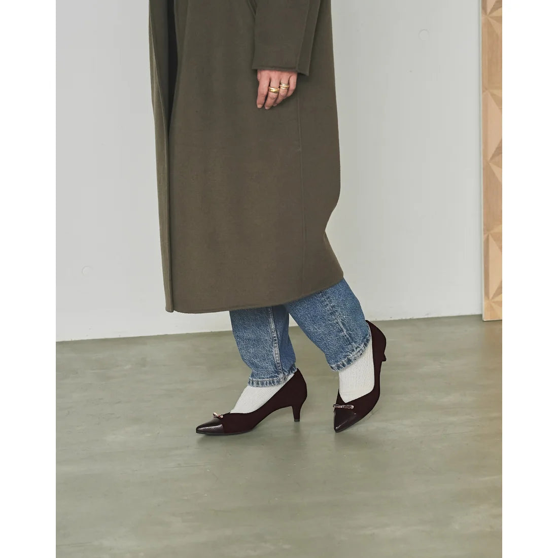 【新品】日本製Emma Francis   金色蝴蝶結 5cm 高跟鞋（棕色 絨面革）(5001b-S 105) BRN