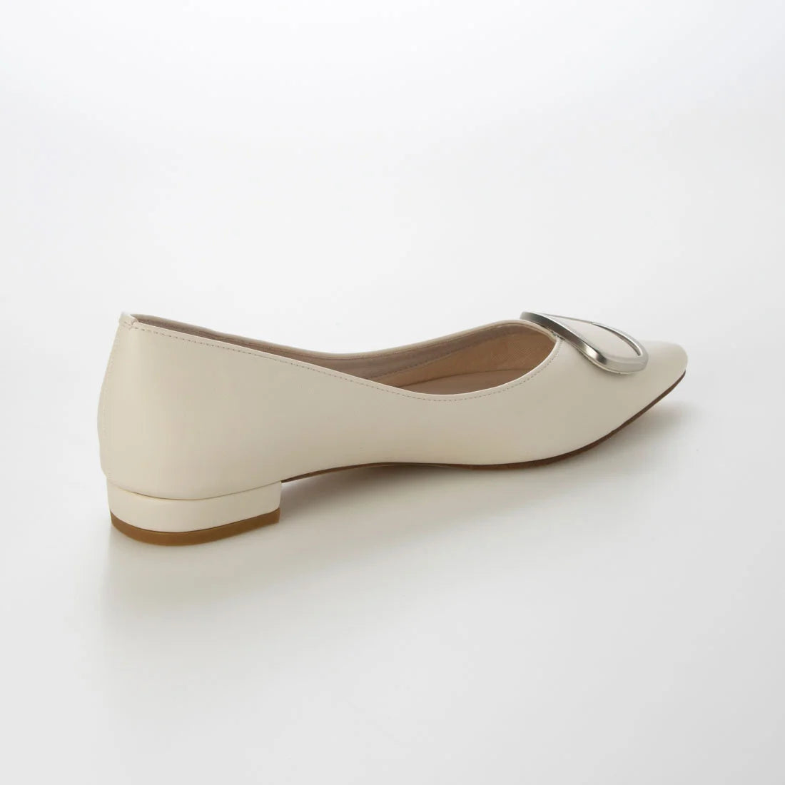 【新品預訂】日本製 Lauf Oletta [All Weather] 全天候 防水尖頭金扣平底鞋（LRH127 Ivory) (象牙色)