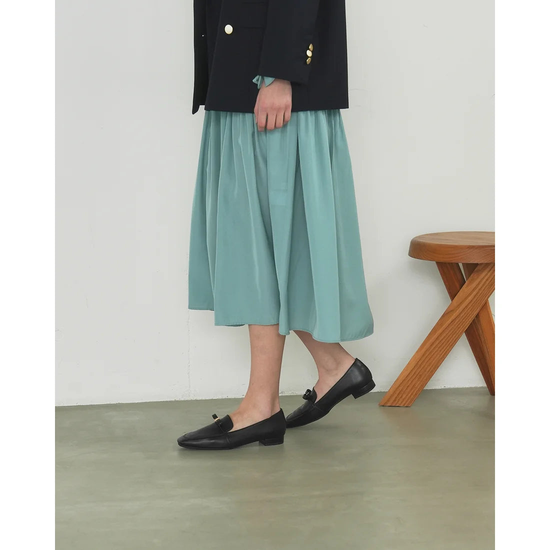 【新品預訂】日本製Emma Francis 2cm跟 小蝴蝶结乐福鞋 (2001h-P 101)(黑色 光滑)