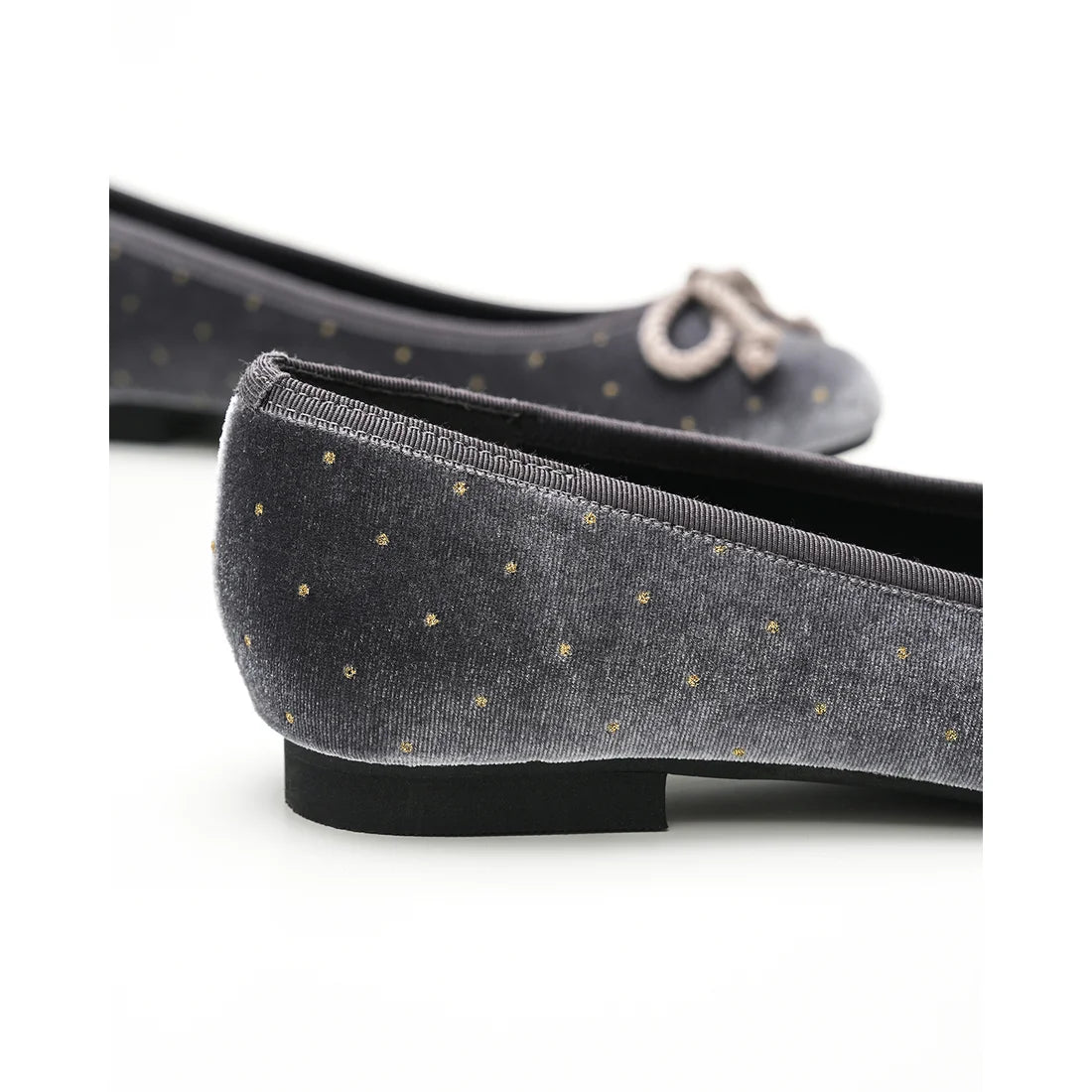 【新品預訂】日本製Emma Francis 圓點天鵝絨平底芭蕾舞鞋（灰色天鵝絨）(02a-V 153)GRY