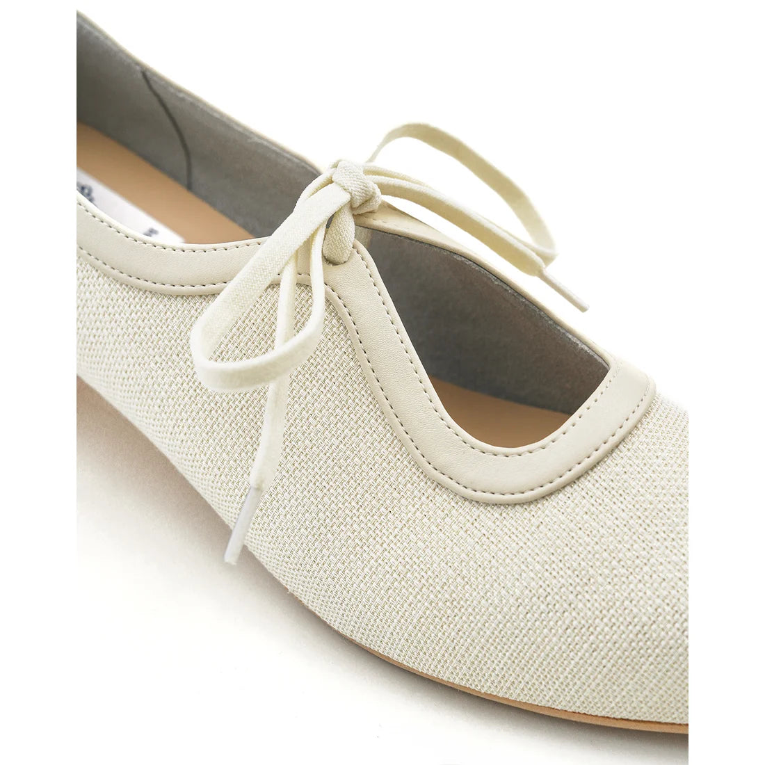 【新品預訂】日本製Emma Francis  3cm踭 經典蝴蝶結高跟鞋（象牙色）(3002g-Z 177)