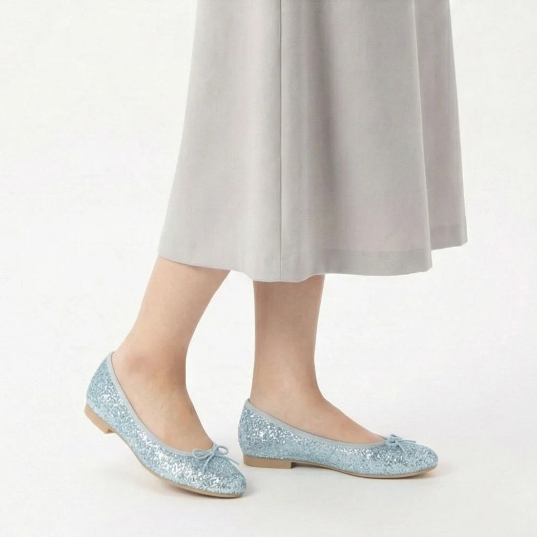 【新品預訂】日本製 Launa lea 閃耀亮片圓頭芭蕾鞋 ( B1601A ) (淺藍色 Z / L Blue Z )