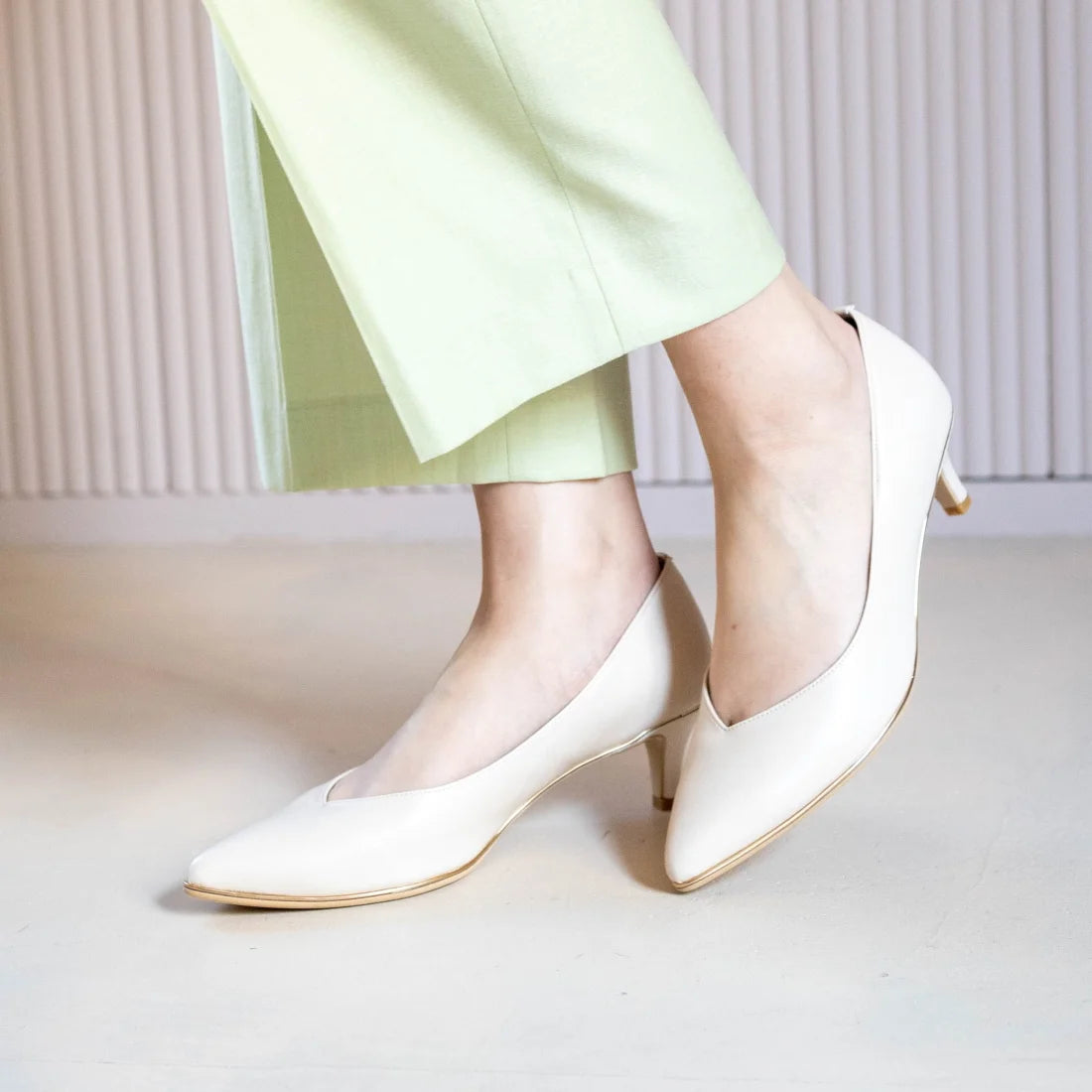 日本製 Launa Lea Rich 5cm Gold Line高跟鞋 (80009) (象牙色 / Ivory)