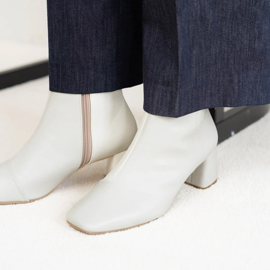 日本製[23AW]Launa lea方頭短靴(0542)(Ivory)（アイボリー）