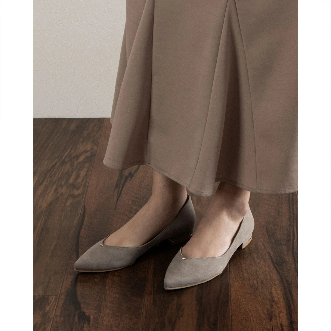 日本製 [23AW] Launa lea 側切平跟高跟鞋 (0492) (Pink beige S)
