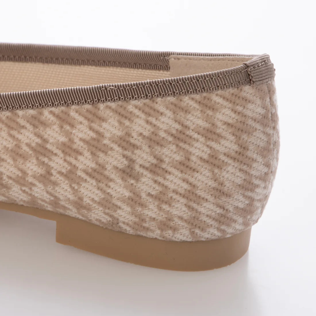 【新品】日本製 Launa lea 尖頭絨毛蝴蝶結芭蕾平底鞋 (B4613A) (千鳥杏色 Z/C / Beige Z/C) (副本)